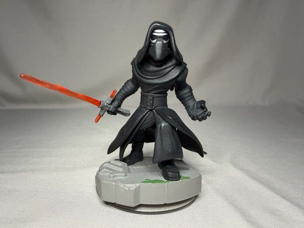 Disney Infinity Kylo Ren Star Wars 3.0 Figure